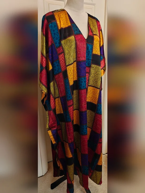 Vintage Winlar Satin Patchwork Caftan w Animal Print. Excellent condition. - Picture 2 of 9